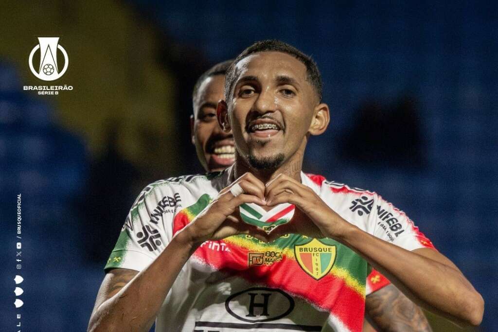 Trem-AP 0 x 2 Brusque - Classificação tranquila na Copa do Brasil (Foto: Divulgação/Brusque)