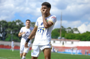 União Barbarense 2 x 4 São Caetano - Azulão vence com hat-trick de artilheiro