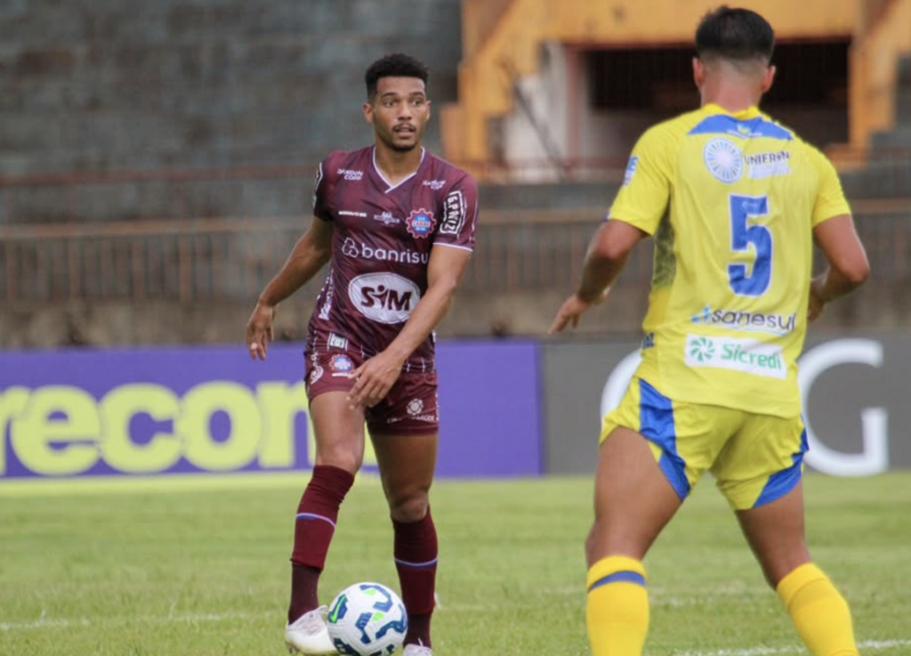 Dourados-MS 0 x 2 Caxias-RS – Ex-Ponte faz dois e Grená avança