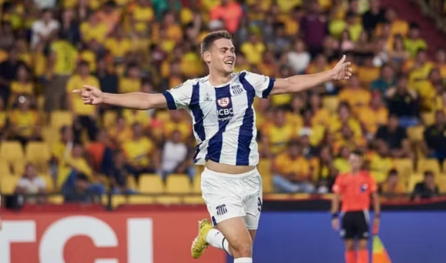 Vitória abre negociações com o atacante argentino Federico Girotti, ex-River Plate