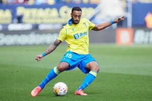 Torcedor é condenado a um ano de prisão por insultos racistas contra jogador na Espanha