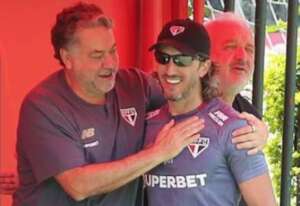 Casares e Zubeldía nas redes em meio a rumores de demissão