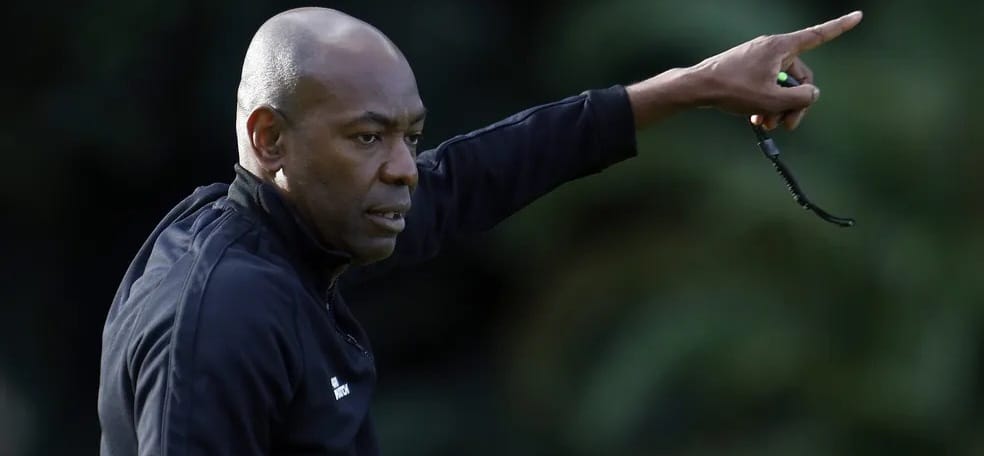 Caçapa lamenta eliminação do Botafogo e foca no Racing