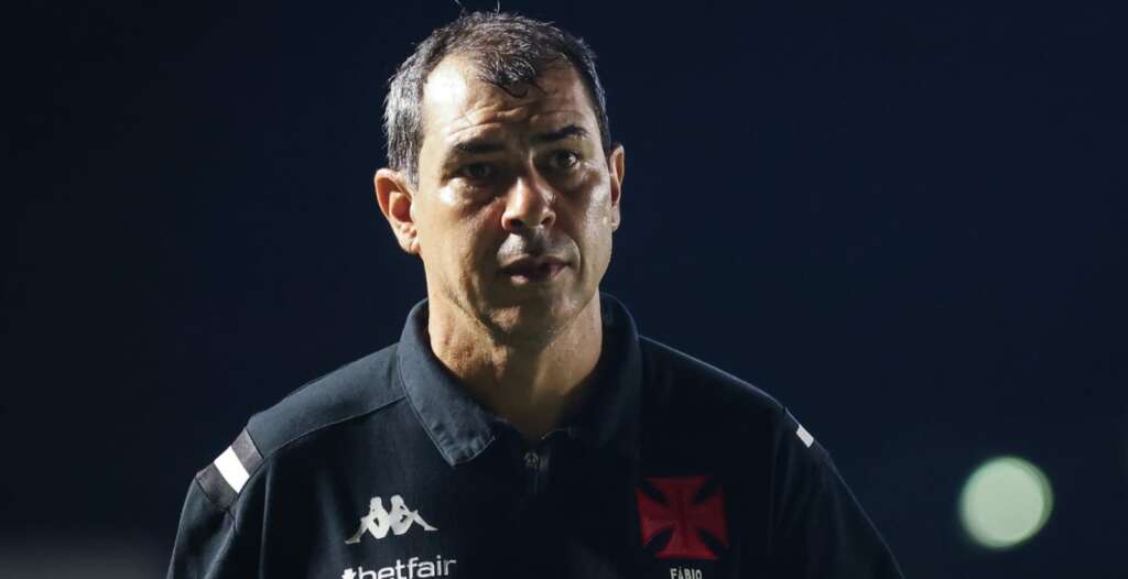 Carille fala após derrota do Vasco: Primeiro tempo abaixo