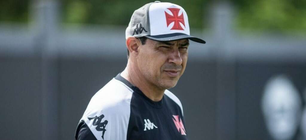 Carille reconhece atuação ruim do Vasco: ‘Jogo abaixo’