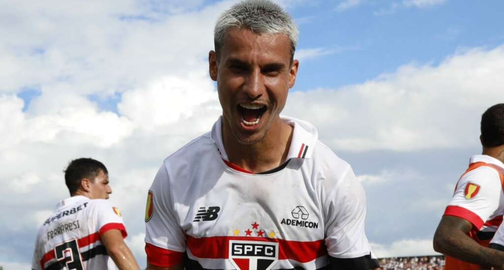 Ferreirinha volta a treinar e pode reforçar o São Paulo no Paulistão