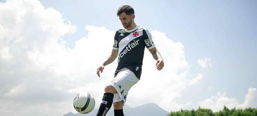 Garré e Nuno Moreira podem estrear pelo Vasco contra o Flamengo 2 Garre