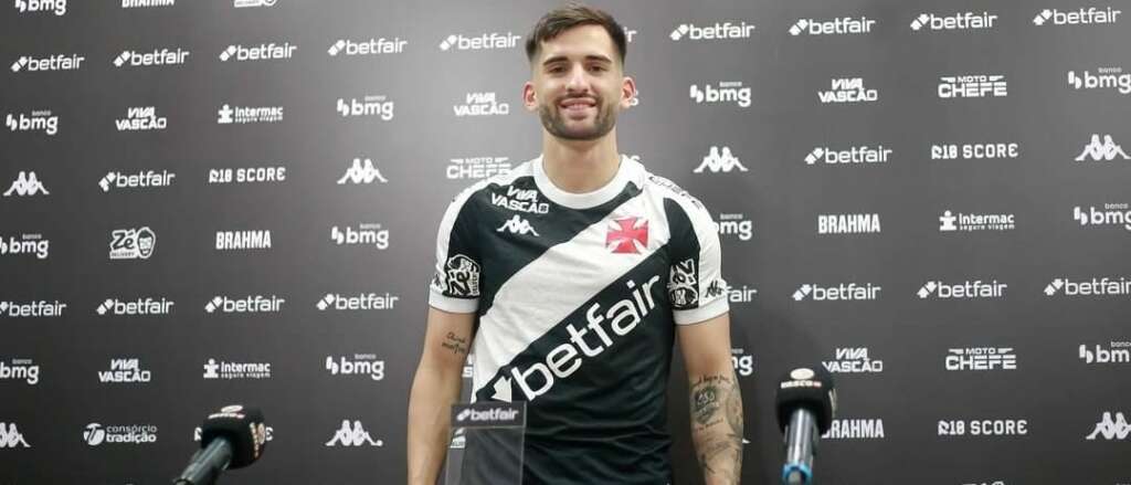 Vasco apresenta Nuno Moreira e Garré no CT Moacyr Barboza