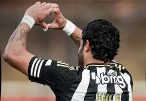 Villa Nova 0 x 1 Atlético-MG - Hulk quebra jejum e Galo vence 1ª