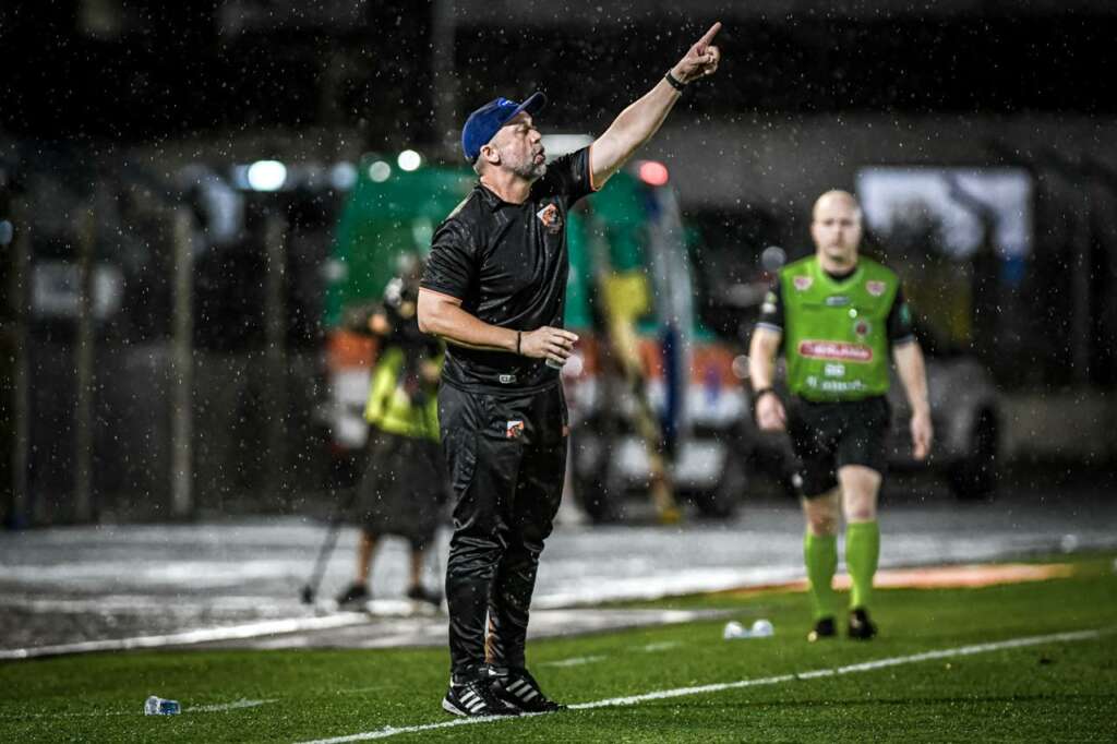 Catarinense: Técnico do Santa Catarina FC entra na mira de clubes 2 IMG 20250203 WA0013