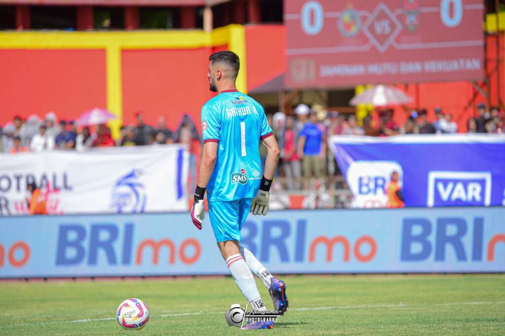 Arthur Augusto avalia próximos confrontos do Semen Padang e projeta confronto contra Barito Putera