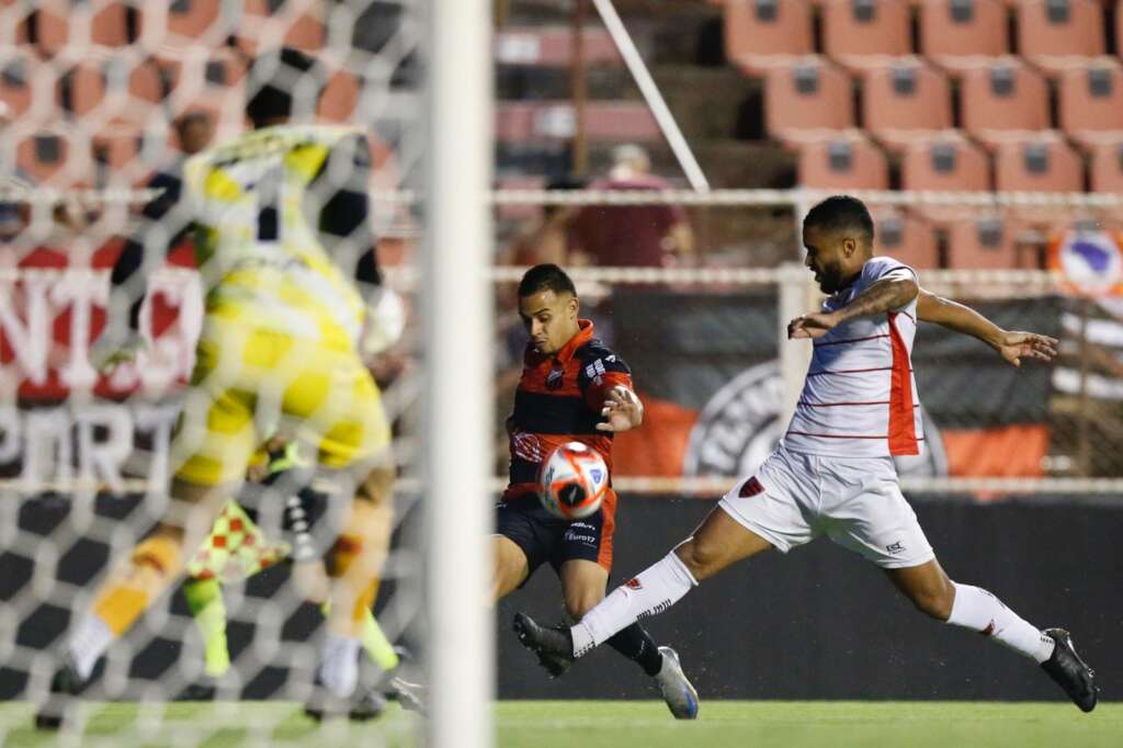 Ituano 0 x 0 Oeste - Paredões brilham e equipes seguem apertadas 4 Ituano e Oeste empatam na Serie A2 1