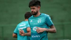 Técnico do Guarani admite Matheus Régis fora por 'questões administrativas'