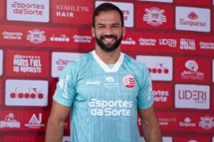 Apresentado, Muriel sai no BID e pode estrear pelo Náutico