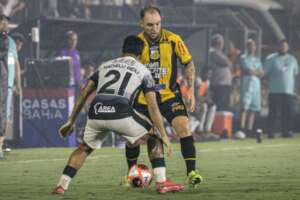 Palmeiras e Corinthians fazem o super clássico no Allianz