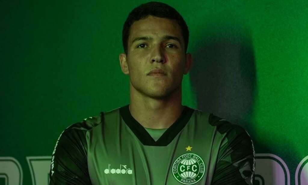 Coritiba oficializa chegada de Pedro Rangel, ex-Fluminense