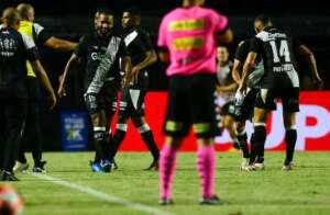 Ponte Preta vence o São Paulo e está com uma mão na vaga