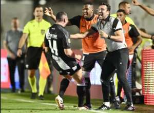 Ponte Preta transforma o que era fácil em tragédia