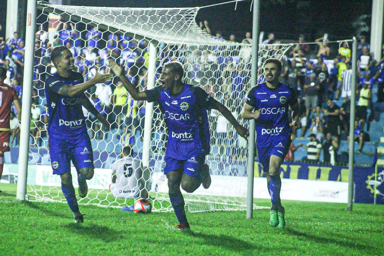 Sao Jose bate XV de Piracicaba na Serie A2