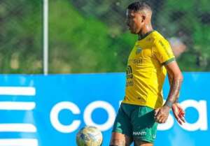 Jean Pyerre, do Ypiranga-RS, denuncia racismo nas redes sociais