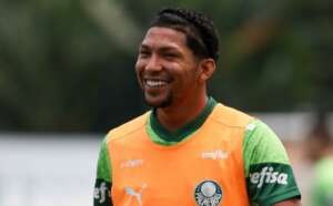 Atlético-MG prepara oferta por atacante do Palmeiras