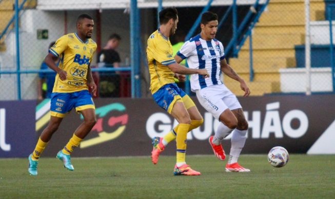 São José e Pelotas empataram em 2 a 2 no Francisco Novelletto | Foto: Eduardo Torres/E.C.São José