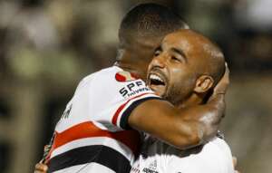 Lucas defende comissão técnica do São Paulo após vitória