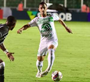 CATARINENSE: Chapecoense vence o Figueirense e sobe para 3º; Hercílio Luz desencanta