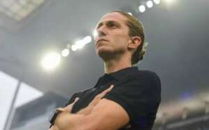 Filipe Luis cutuca Fluminense após clássico: 'Não tem o peso do Flamengo'