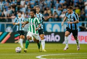 Grêmio 2 x 1 Juventude - Tricolor abre vantagem na semifinal