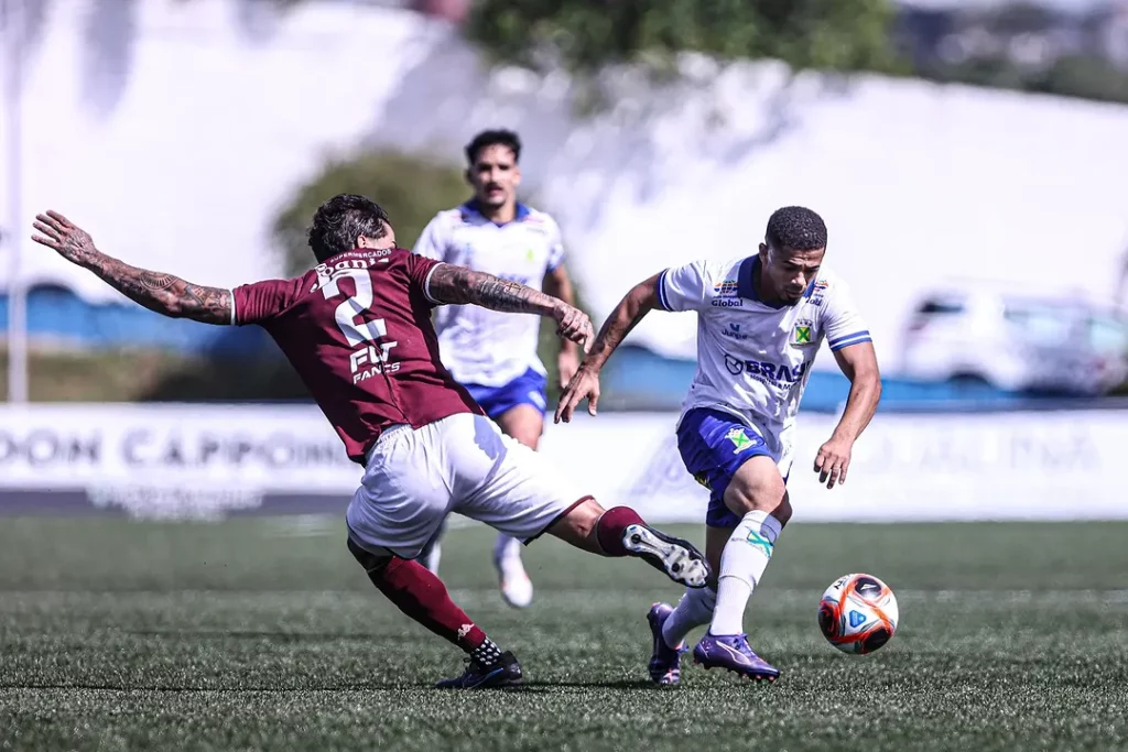Santo André 1 x 1 Juventus - Golaço de falta determina igualdade (Foto: Divulgação/Santo André)