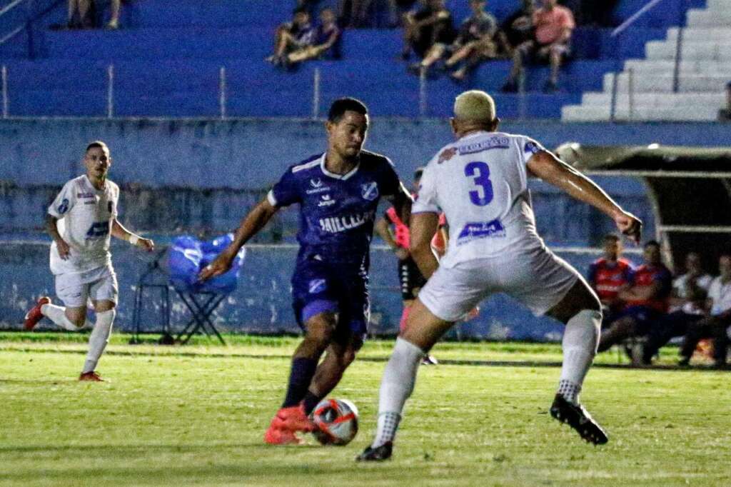 Taubate bate Rio Claro na Serie A2 2