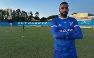 Taubaté contrata pacotão de reforços para reta final do Paulistão Série A2