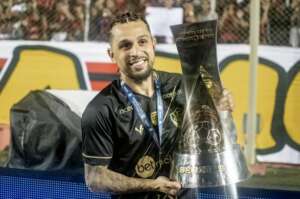 Figueirense negocia retorno de Welligton Nem após 14 anos de sua saída