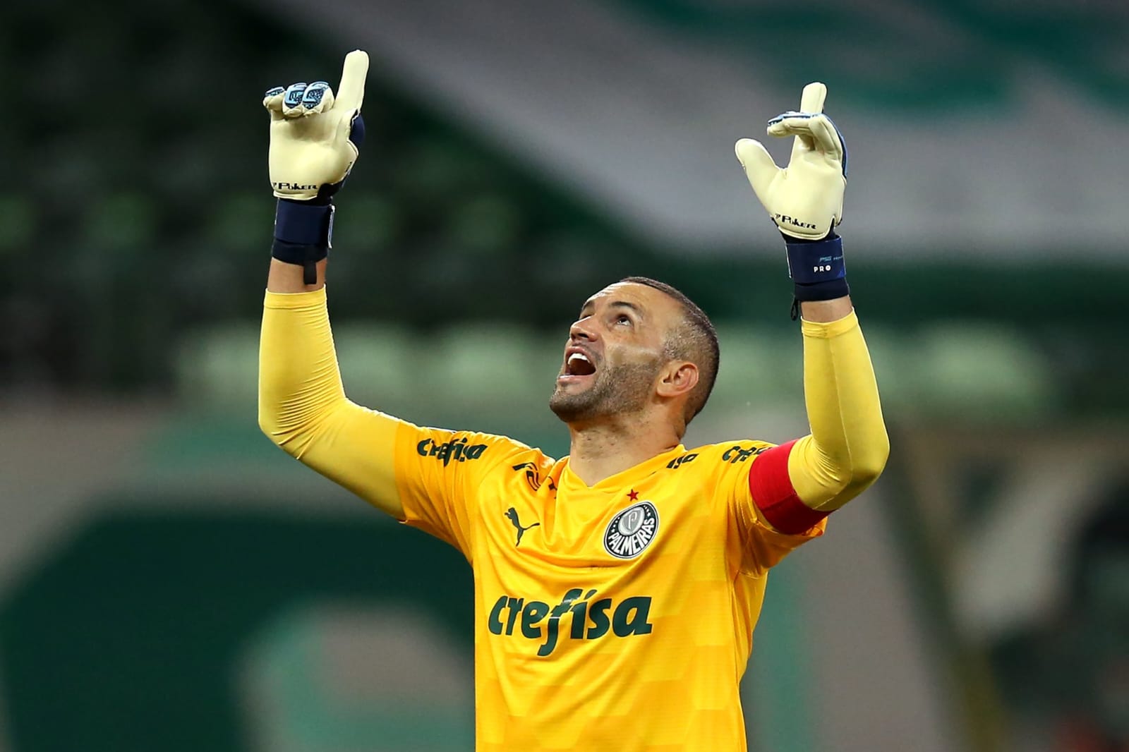 Palmeiras foca no clássico e Weverton crava: ‘Mexe com torcedor’