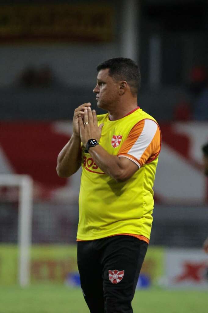 Penedense termina janeiro invicto e treinador analisa ótimo inicio de temporada 2 WhatsApp Image 2025 02 06 at 11.59.54 1