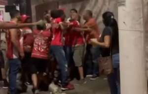 Mineiro: Torcedores do Villa Nova ameaçam presidente após rebaixamento