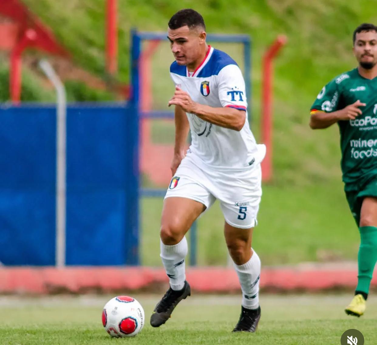 Volante Alan Lopes está de volta após passagens em 2022 e 2023 (Foto: Arquivo Pessoal / Instagram)