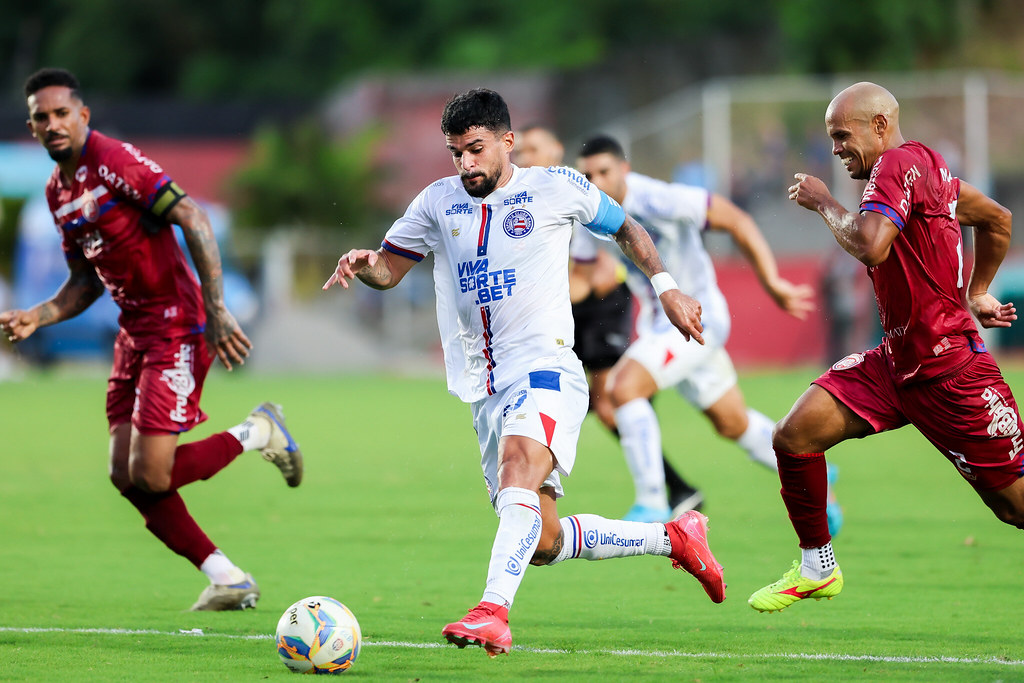 Bahia triunfa Barcelona Baiano