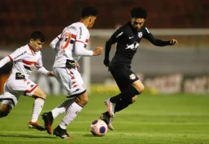 Botafogo x Red Bull Bragantino - Onde assistir e escalações