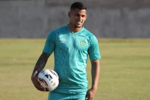 Mailton projeta duelo decisivo com o Brusque e cobra eficiência da Chapecoense