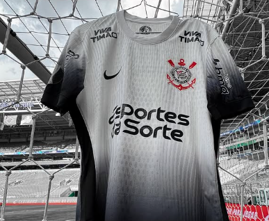 Corinthians mantém preço de ingressos populares e tem reajuste ‘abaixo da inflação’