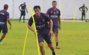 Theo Maia destaca semana cheia e garante Falcon focado para partida contra o Carmópolis
