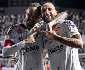 Pai de Neymar garante que retorno ao Santos 'não é para cinco meses'