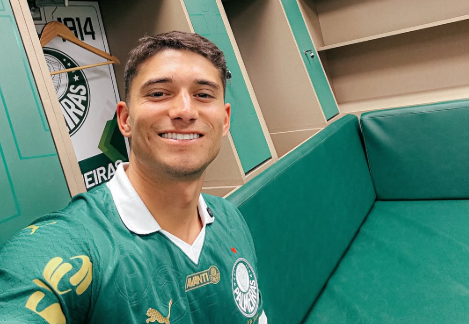 Martínez é apresentado pelo Palmeiras e quer estrear no dérbi: ‘Sei da importância deste jogo’