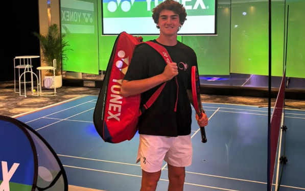 João Fonseca bate bola com Del Potro e tenistas cadeirantes no Rio Open