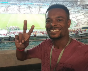 PM que baleou jornalista no RJ deu duas versões e diz ter visto gesto parecido com uso de arma