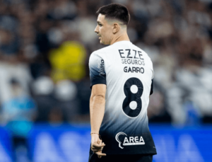 Rodrigo Garro revela insatisfação com troca de camisa no Corinthians