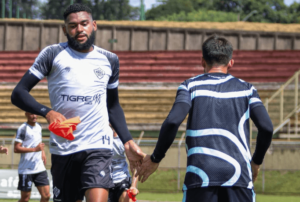 Rio Branco x Desportivo Brasil - Tigre perdeu duas e Dragão deixou G-8