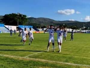 PERNAMBUCANO: Maguary vence Jaguar e volta ao G-2